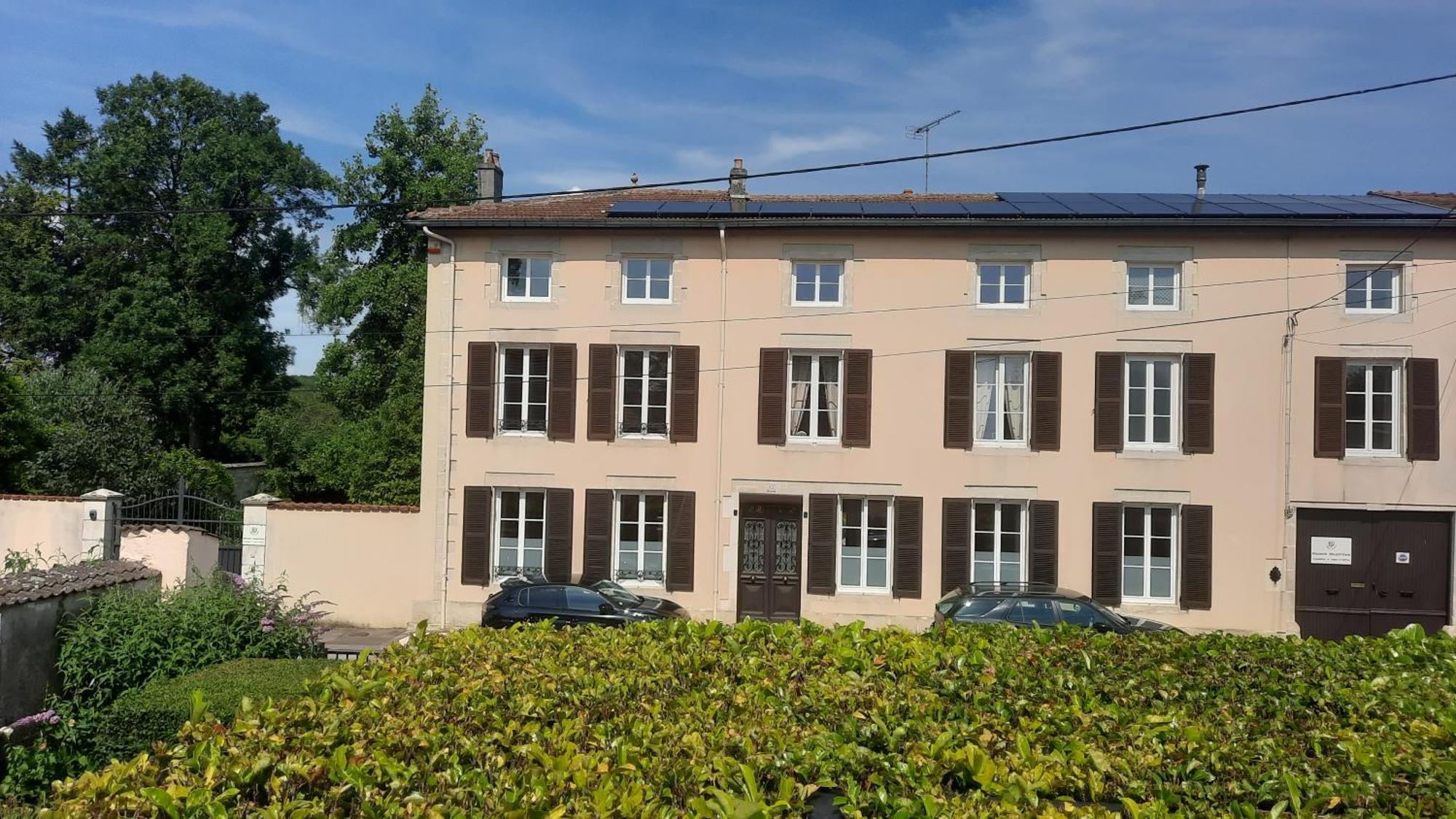 Maison Maertens Chambres Et Tables D'Hotes Wassy Luaran gambar